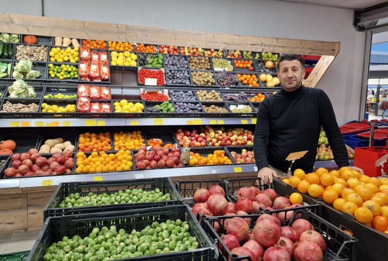 Basmaci Market Rijssen sponsort vers fruit voor de Rotary Regge Tour